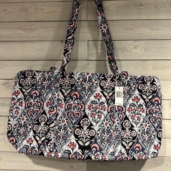 Vera Bradley Bags Nwt Vera Bradley Xl Travel Bag Ornate Blooms Vera Bradley Bags Nwt Vera Bradley Xl Travel Bag Ornate Blooms